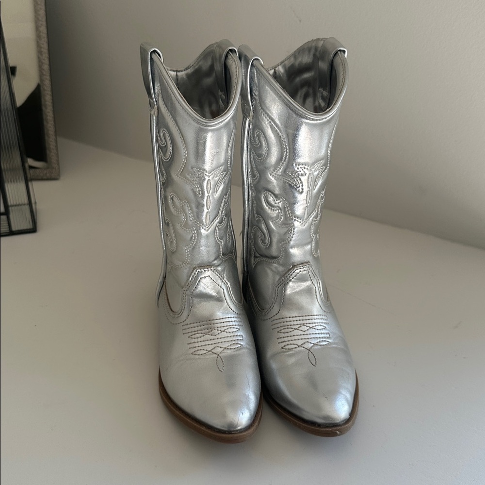 Tucker + Tate Silver Western Cowboy Boots